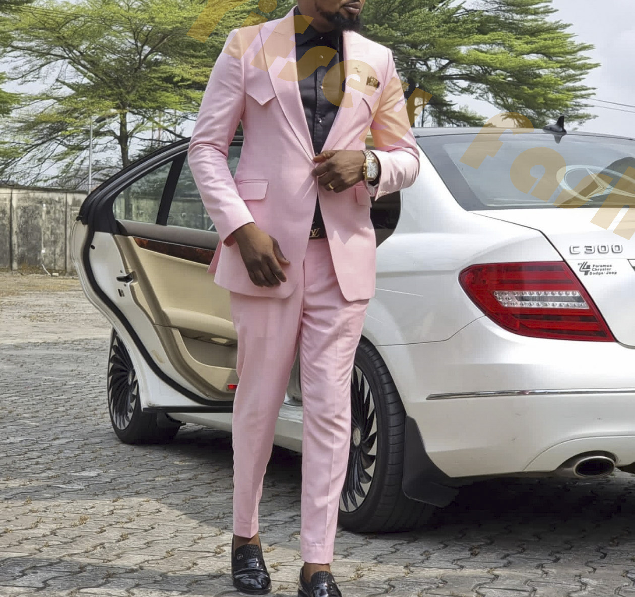 Pink Full Men Suit Set Wedding - огляд і ціна Men Grooming Outfit