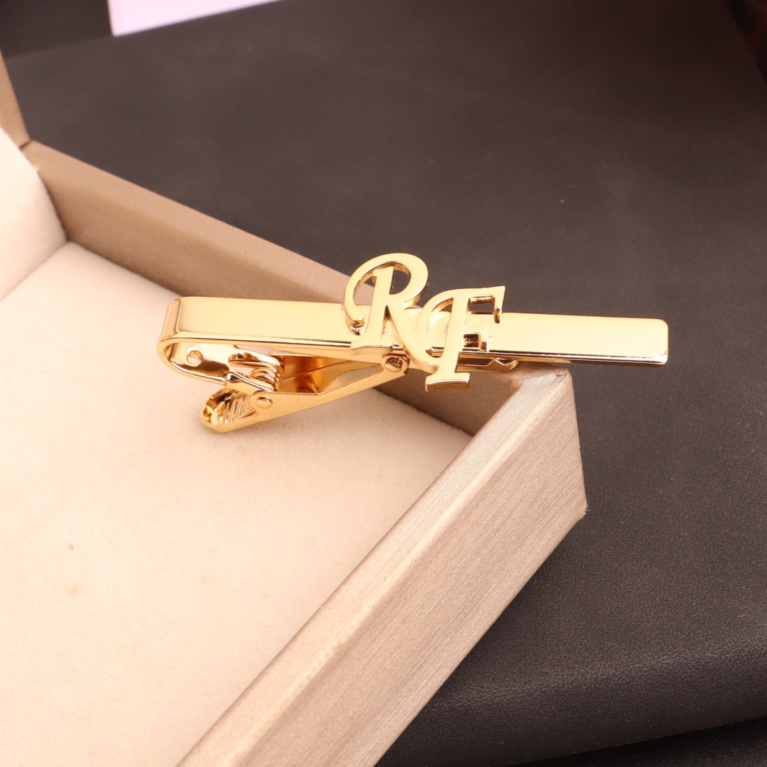 Custom Initial Tie Clip for Gr - огляд і ціна Men'S Grooming For Wedding