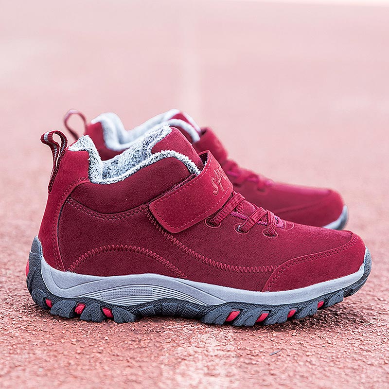 short winter sports shoes for  - огляд і ціна Young Men'S Grooming Kit